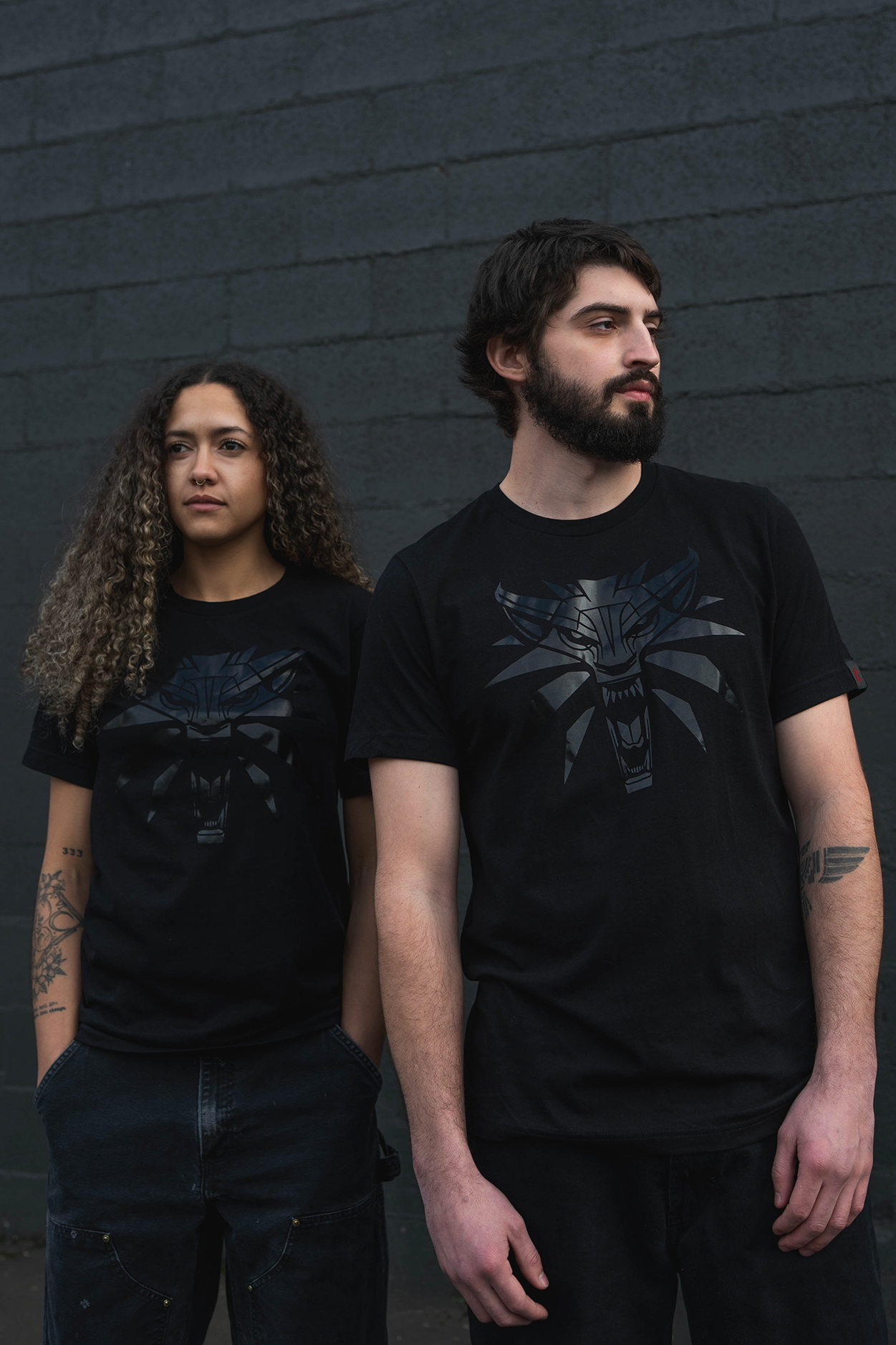 gear store europe THE WITCHER THE BLACK WOLF TEE