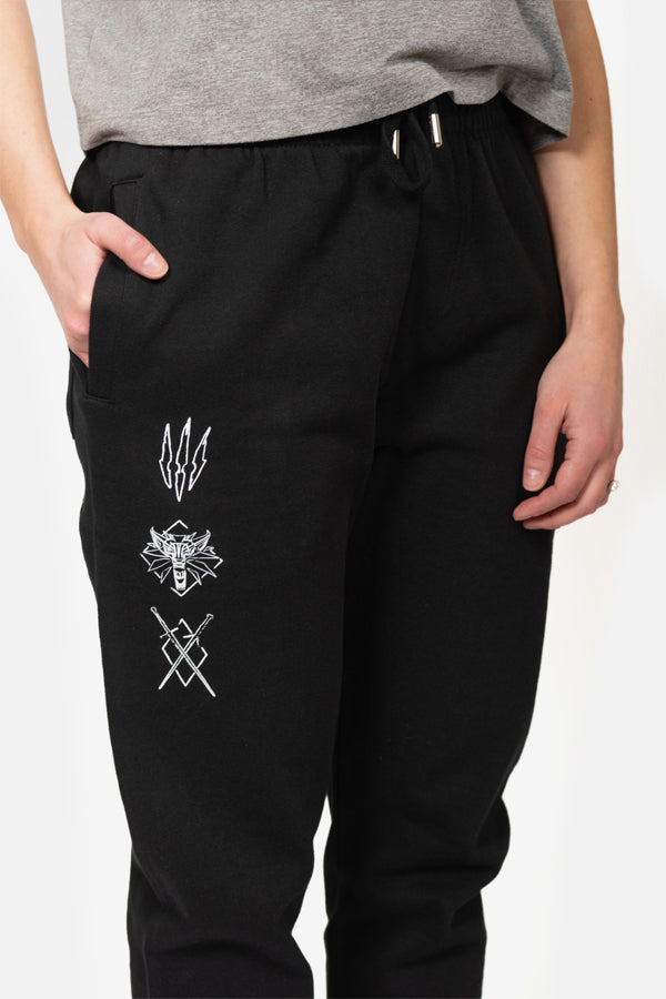 LOS JOGGERS DE LA ESCUELA DE LOBOS DE THE WITCHER