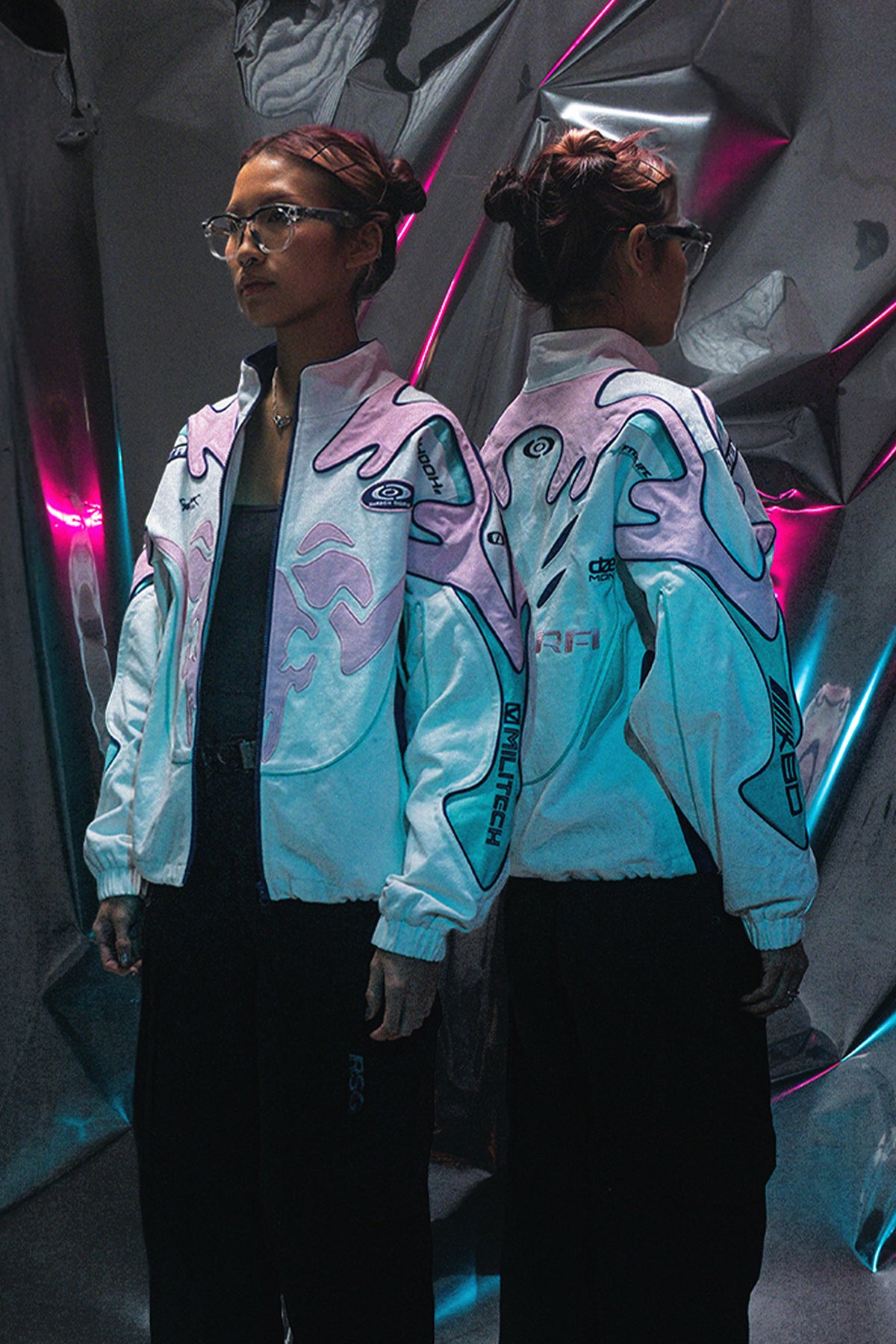 "CYBERPUNK: EDGERUNNERS" – BECCA RACING JACKET VON CARBON CORE