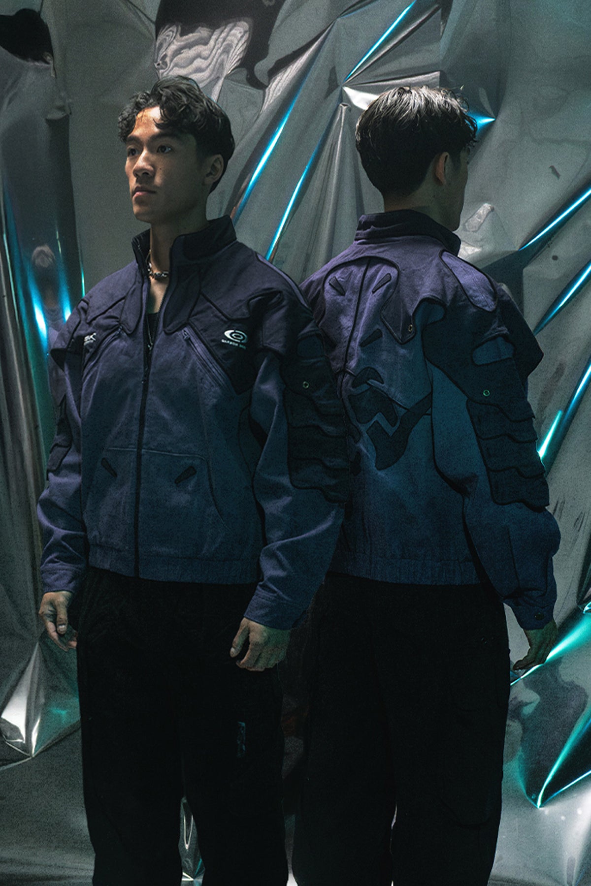 "CYBERPUNK: EDGERUNNERS" – BECCA'S GEPANZERTE BOMBERJACKE VON CARBON CORE