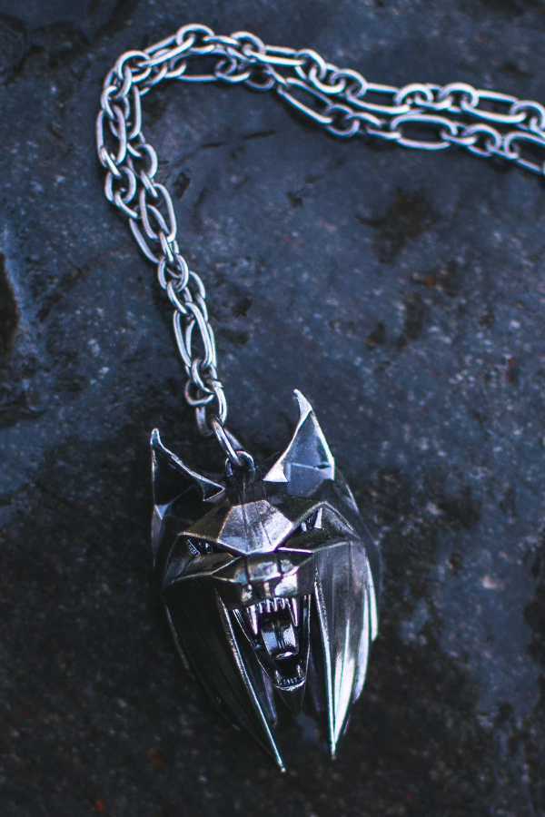 THE WITCHER LYNX MEDALLION