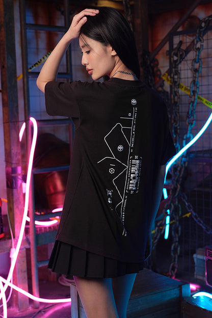 CYBERPUNK EDGERUNNERS LUCY BARCODE SPINE TEE