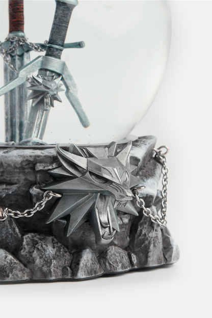 KULA ŚNIEŻNA “WIEDŹMIŃSKIE NARZĘDZIA PRACY”