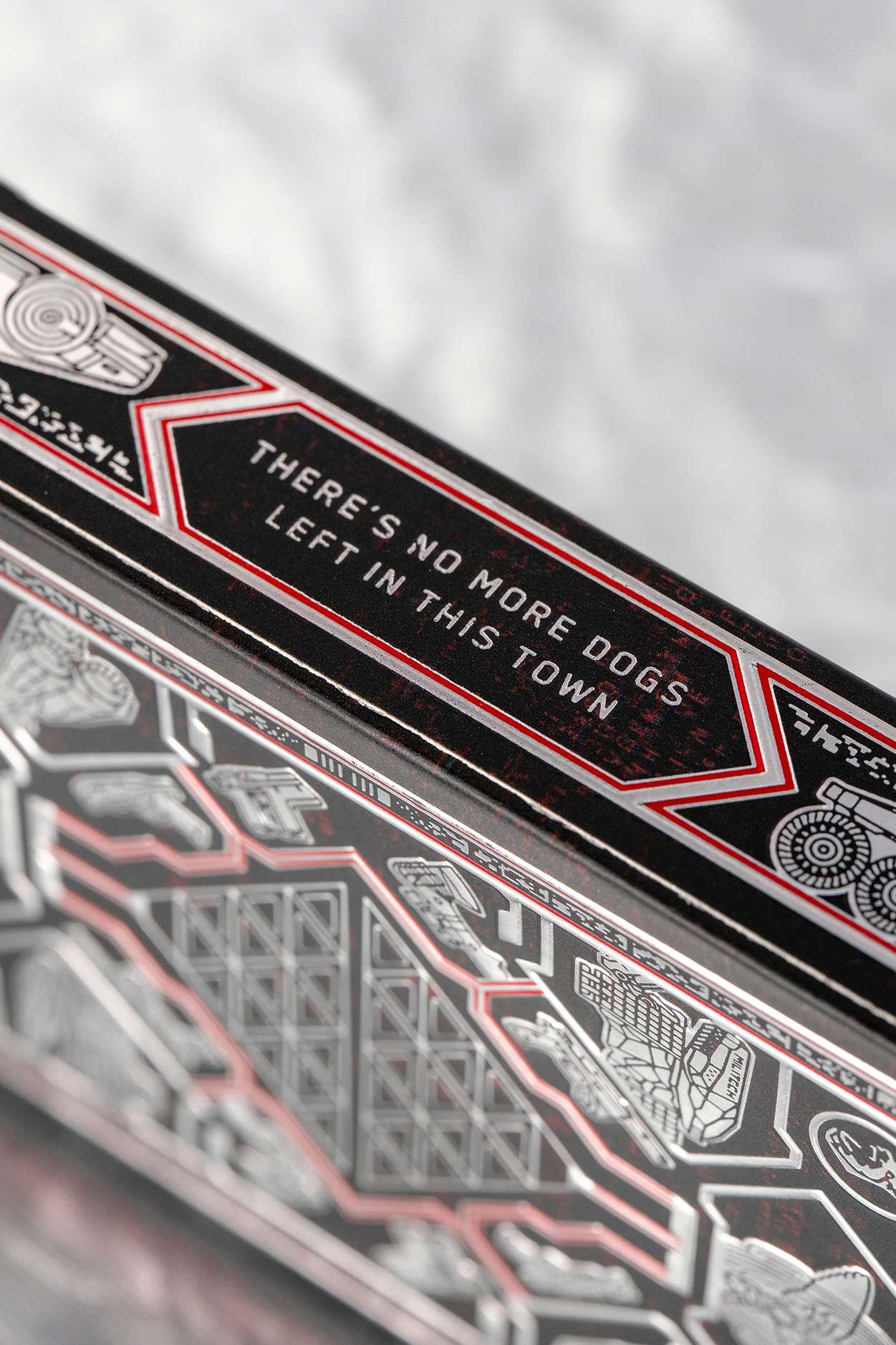 CYBERPUNK 2077: PHANTOM LIBERTY JEU DE CARTES - ÉDITION LIMITÉE