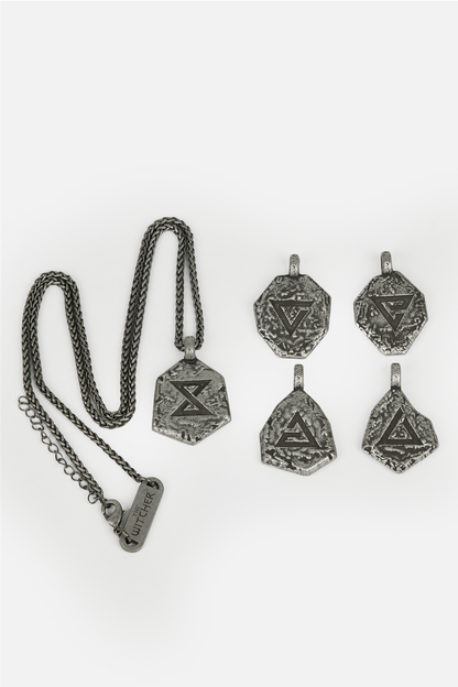 COFFRET SOUVENIR ET SET DE PENDENTIFS DES SIGNES DE THE WITCHER
