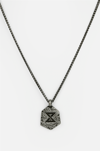 COFFRET SOUVENIR ET SET DE PENDENTIFS DES SIGNES DE THE WITCHER