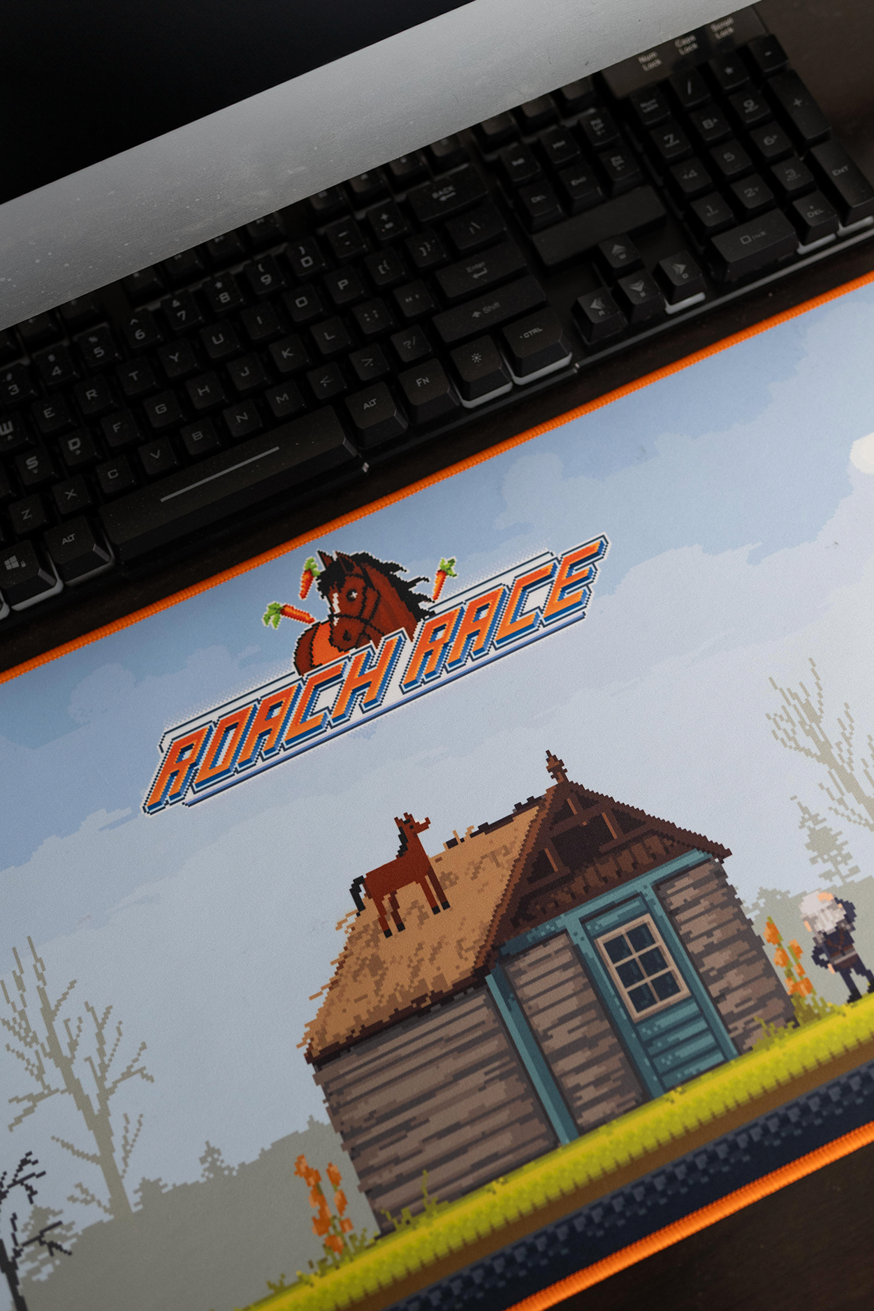 TAPIS DE SOURIS SURDIMENSIONNÉ CYBERPUNK 2077 ROACH RACE