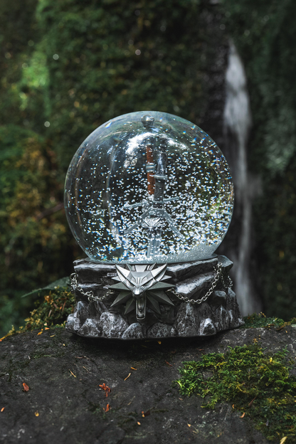 KULA ŚNIEŻNA “WIEDŹMIŃSKIE NARZĘDZIA PRACY”