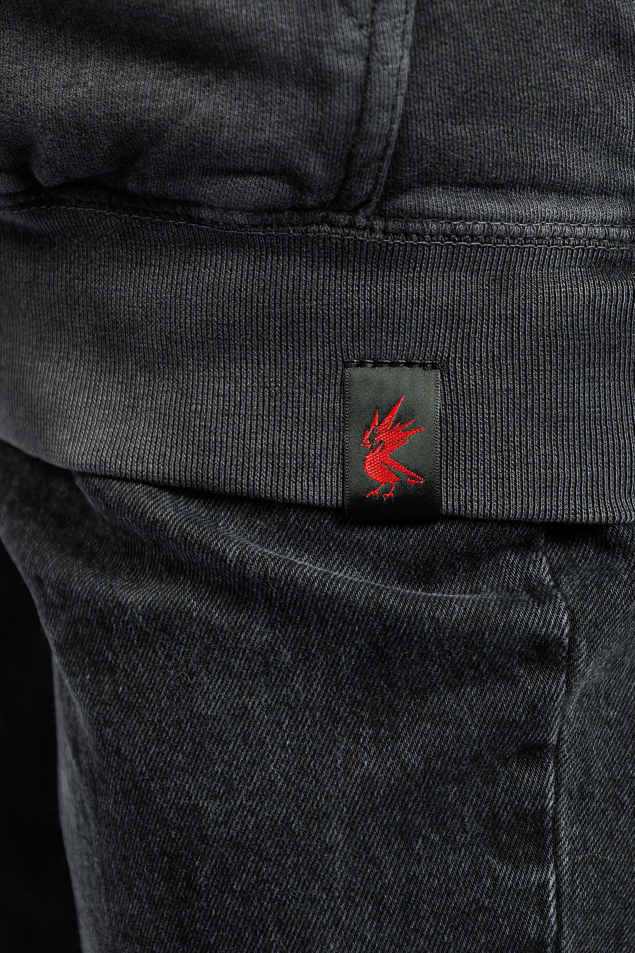 CYBERPUNK 2077 HOODIE MISTY’S ESOTERICA