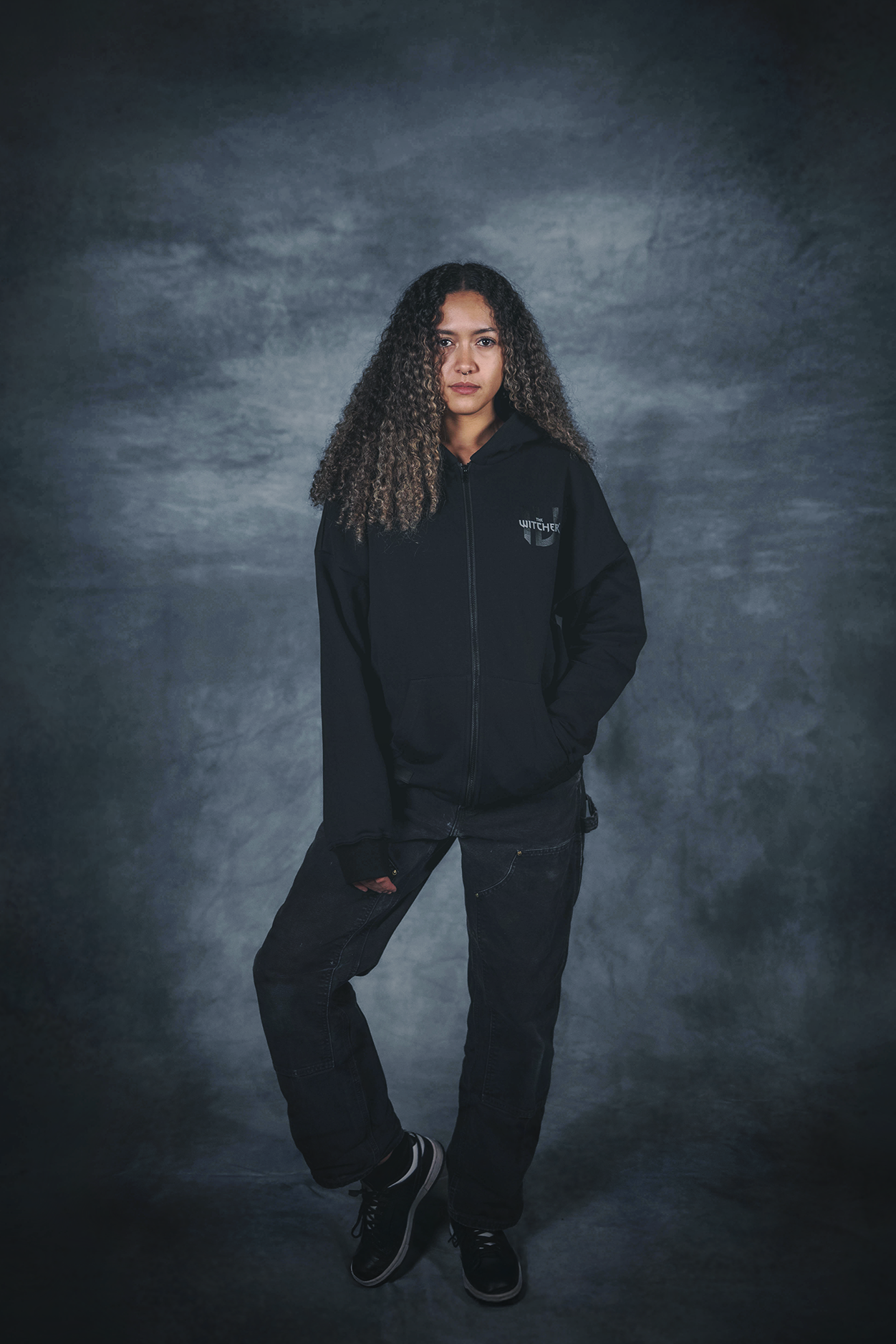 BLUZA ROZPINANA Z EMBLEMATEM RYSIA — WIEDŹMIN 4