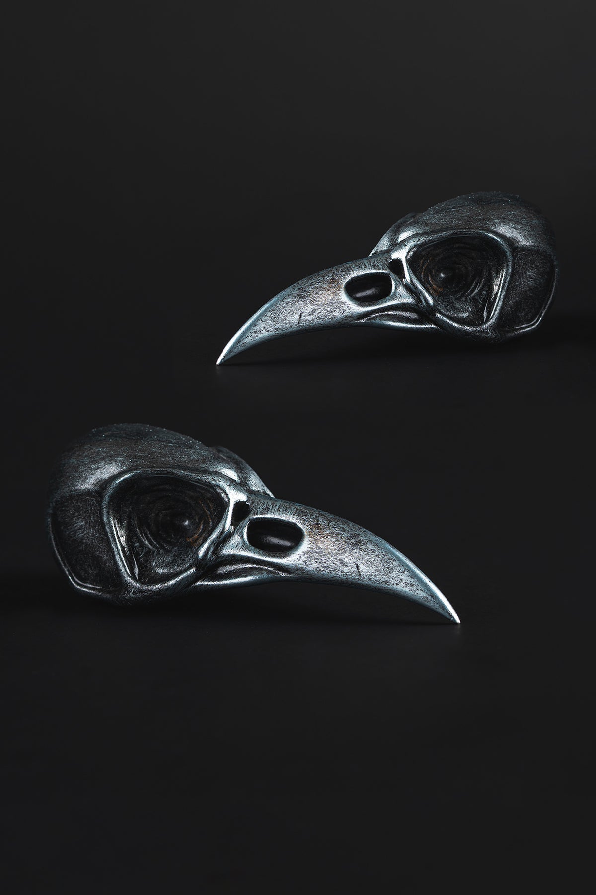 THE WITCHER YENNEFER’S CRYSTAL RAVEN SKULL